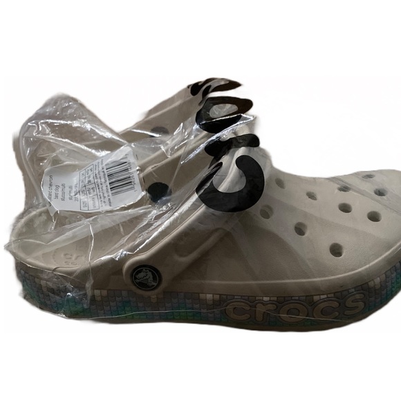 CROCS - Picture 2 of 3